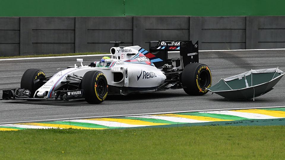 Felipe Massa saat dalam lintasan balap. - INDOSPORT